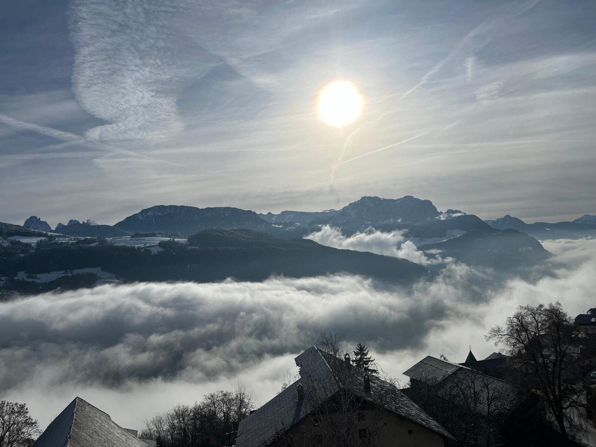 Dolomiten View - South Tyrol วิลลานโดร ภายนอก รูปภาพ